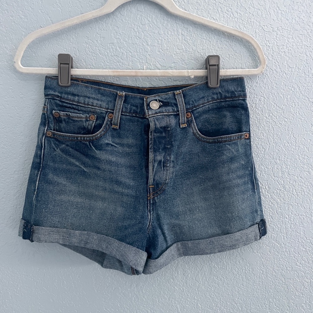 Levi’s Cuffed Denim Shorts 27 Women’s Causal Summer Shorts